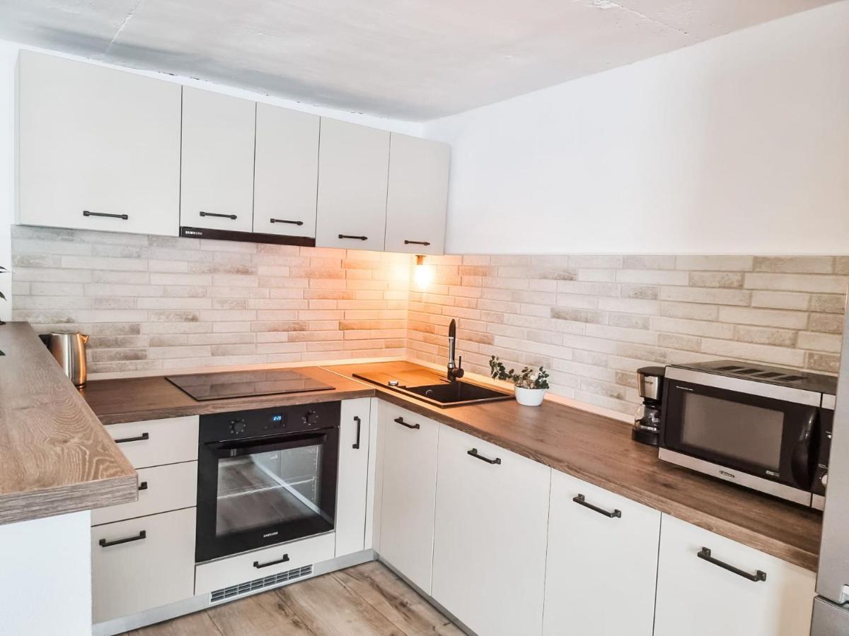 The Cozy Bunker Apartment Sibiu Exterior photo